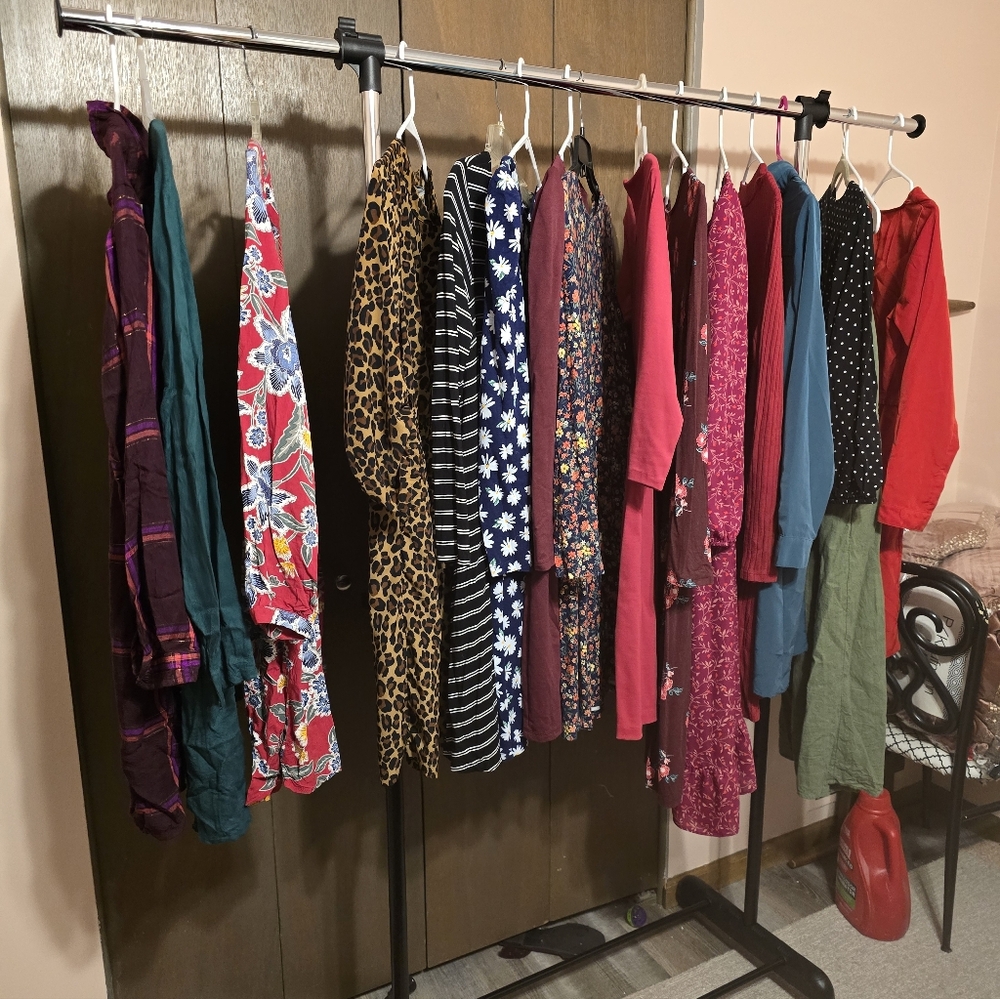 Old Navy Dresses - Size Small.